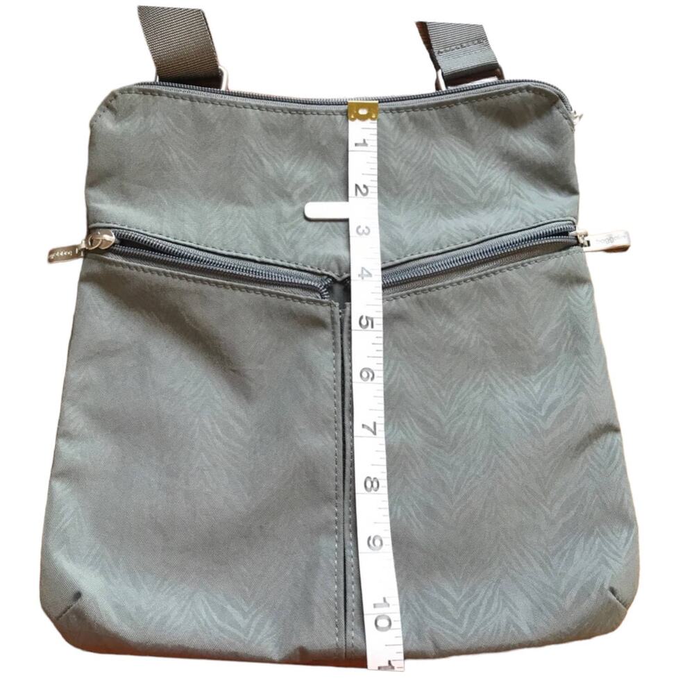 Baggallini Horizon Grey Zebra Print Crossbody Travel Purse Handbag - Picture 5 of 9